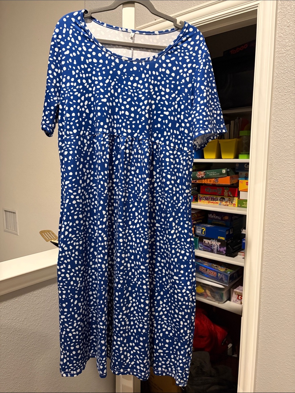 Women’s Blue and White Dot Casual Midi Dress